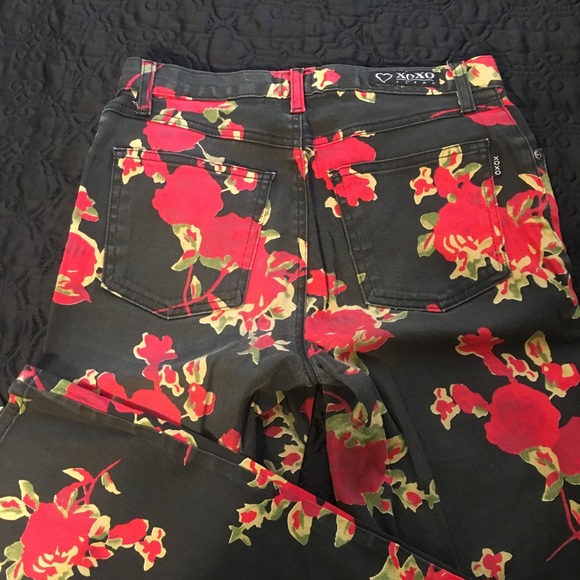 XOXO 90s Floral Print Stretch Jeans - Picture 5 of 6